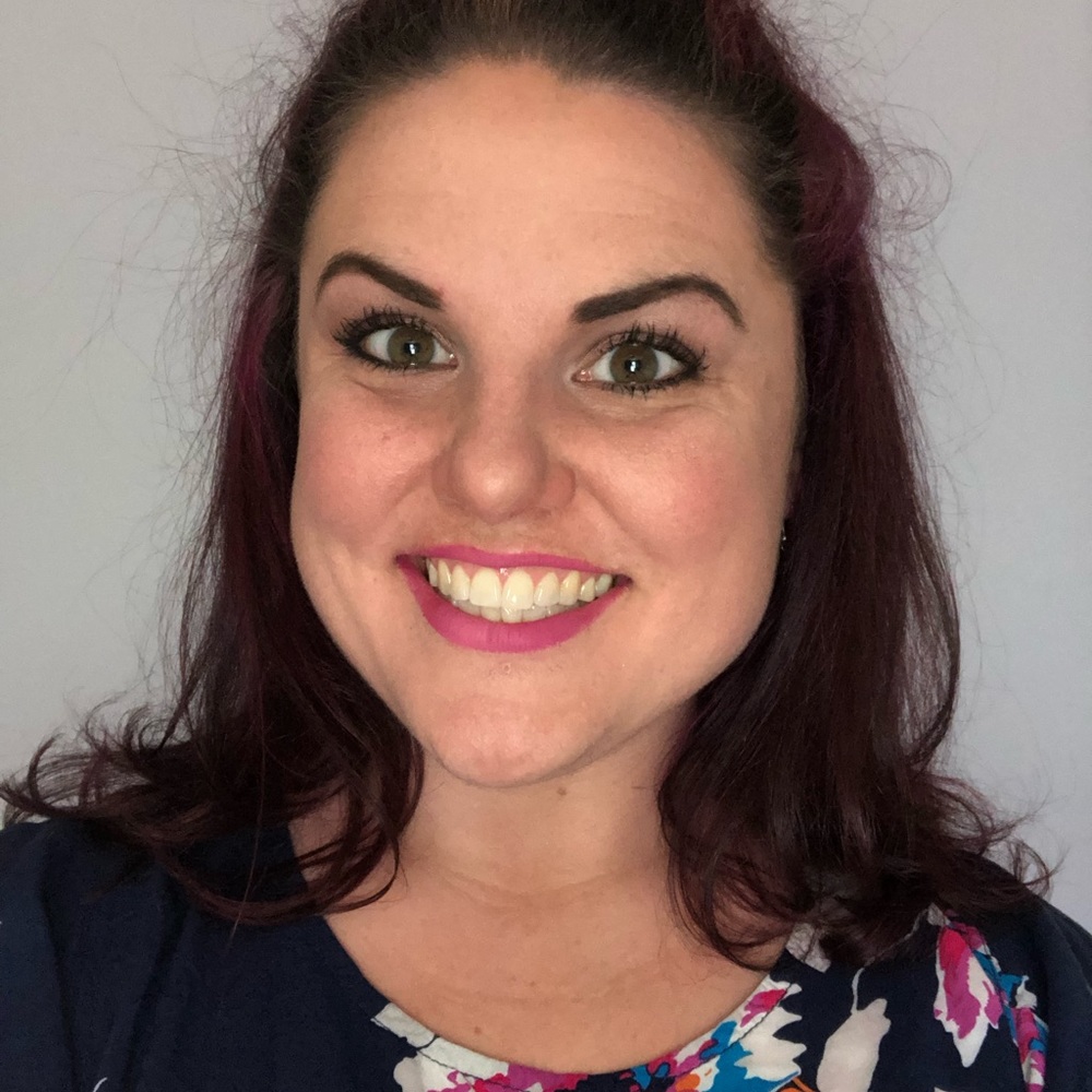 Meet your Posher, Hilary